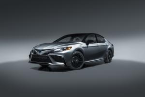 2020 Toyota Camry Hybrid XSE